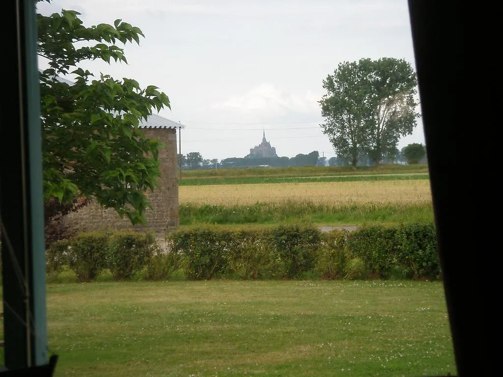 Holiday home Gite Couesnon Roz-sur-Couesnon France